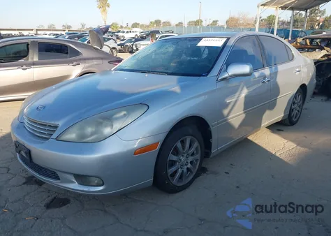 2002 Lexus Es 300 z USA, uszkodzony, nr VIN JTHBF30G420071094